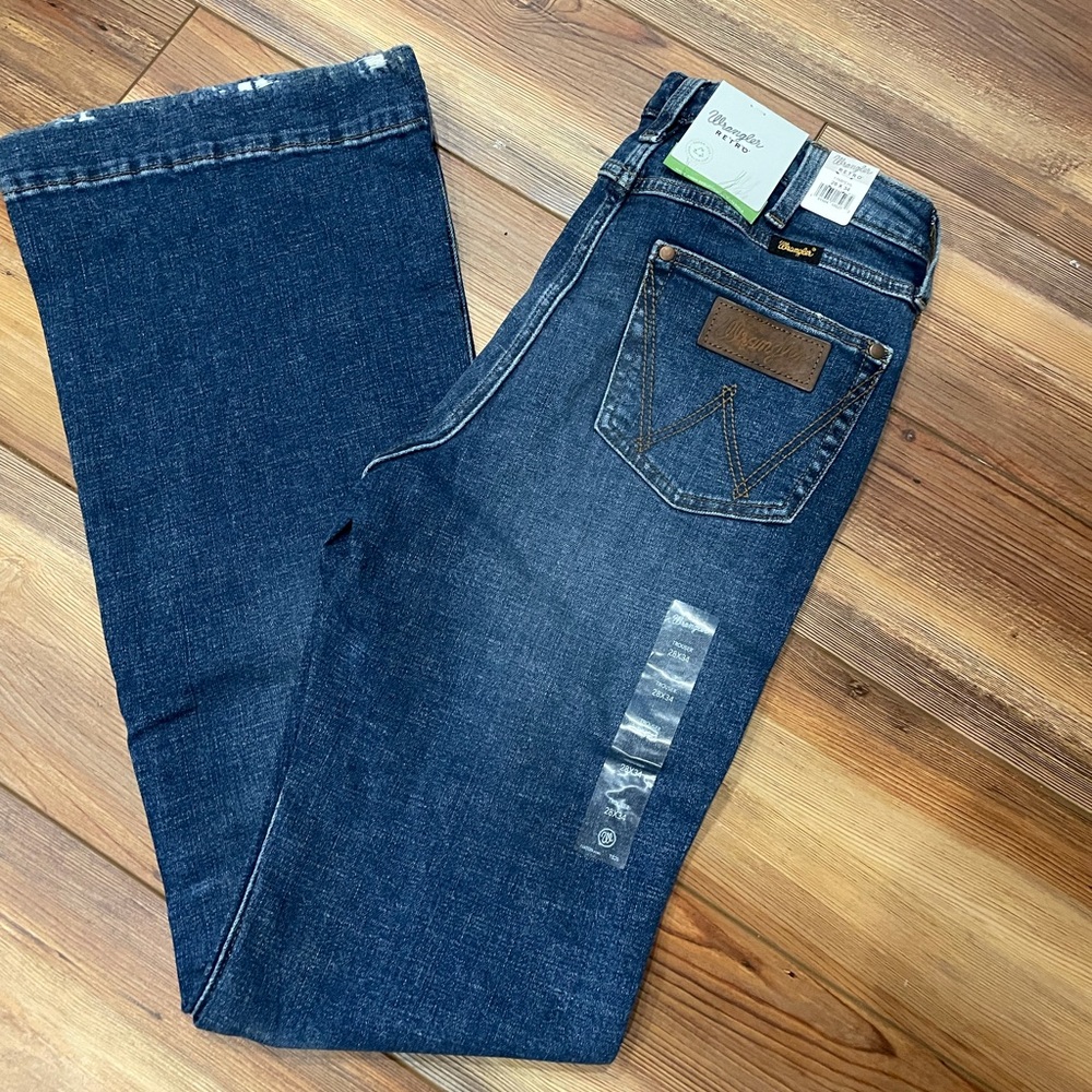 Wrangler Retro Mae Mid-Rise Boot Cut 5x34